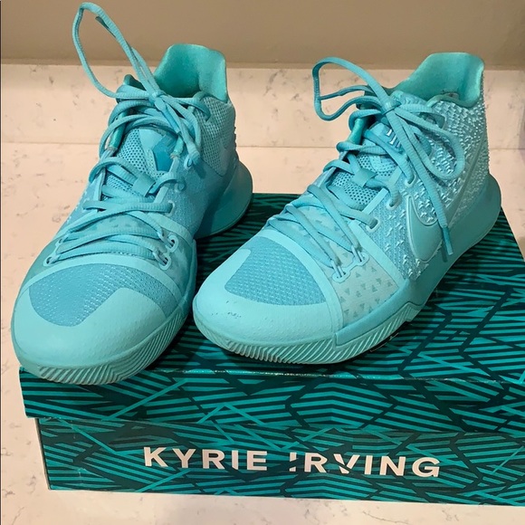 kyrie irving aqua